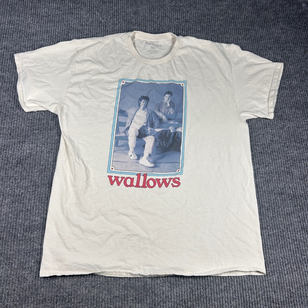 Wallows Shirt Mens XL Tell Me That Its Over Tour 2022 Graphic Cream White Band